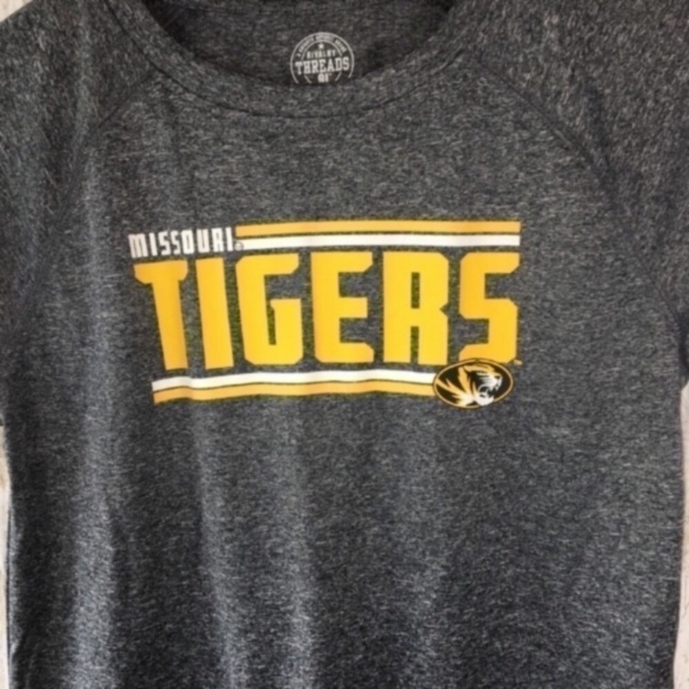 Missouri Tigers Mizzou Boys Medium Tee Gray NCAA Youth Graphic Shirt - Picture 2 of 5